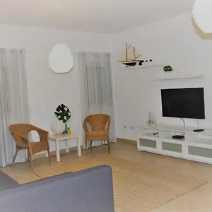 Apartment Casa Camoes, Near Airport, 4km Beach, Faro
