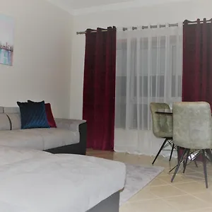 Apartment Casa Jasmim, Near Airport, 6km Beach, Faro