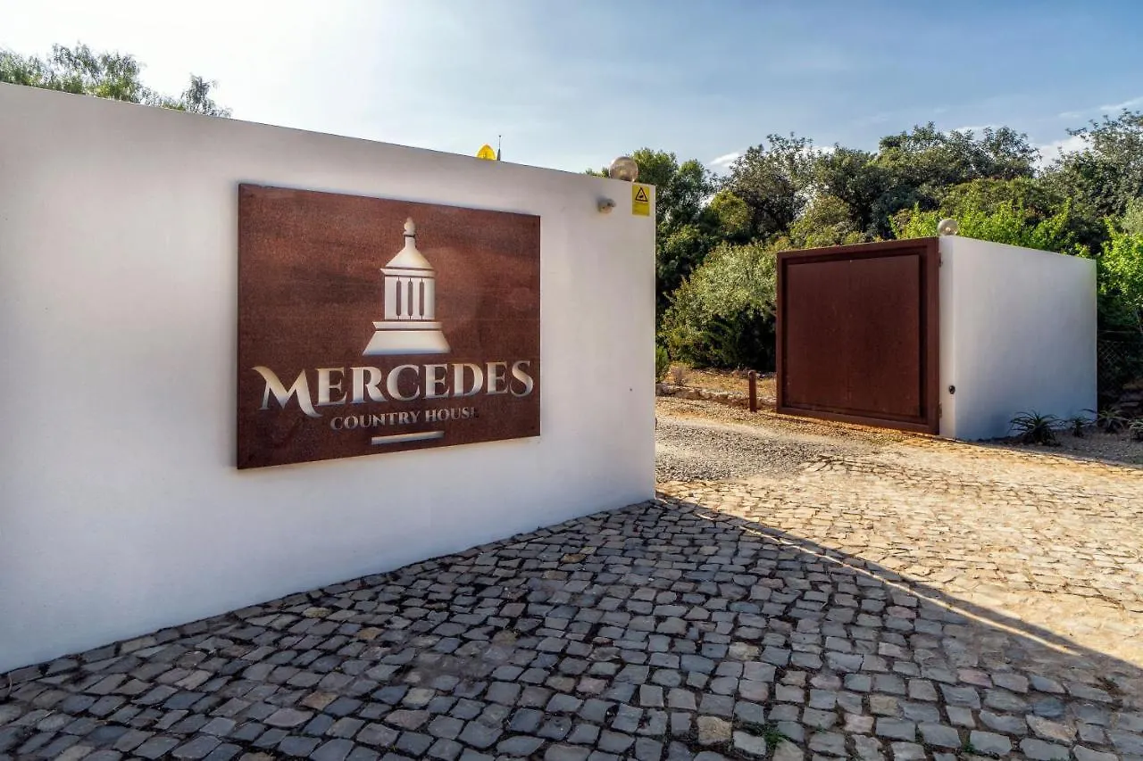 Mercedes Country House FAO
